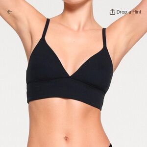 SKIMS FITS EVERYBODY TRIANGLE LONGLINE BRALETTE | ONYX